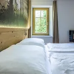 Guest house Boutique Pri Rogovilcu 3*